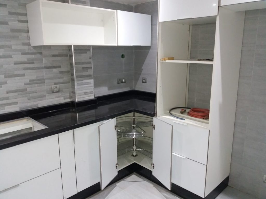 Projet MR SFENDLA — Cuisine contemporaine en U