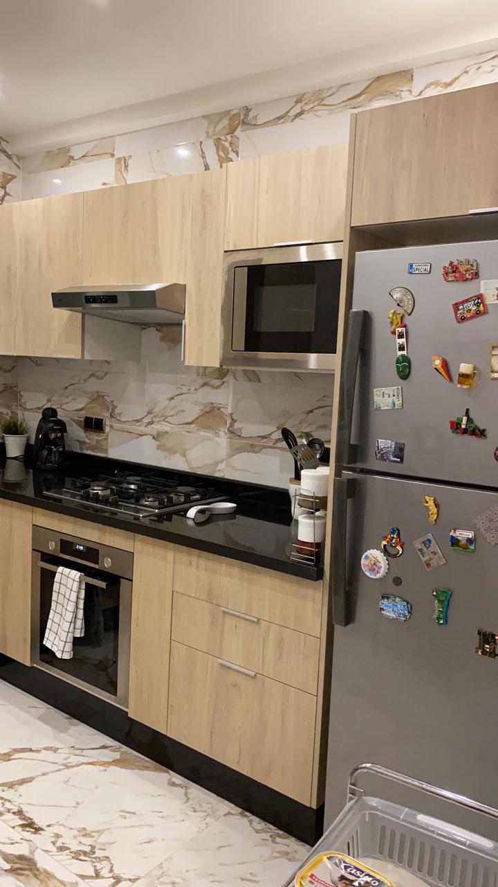 Projet MAZARI — Cuisine contemporaine en L