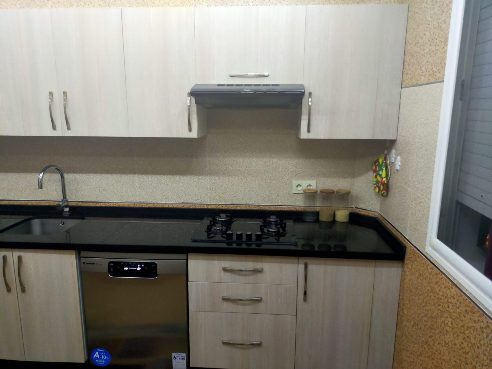 Projet BENSLIMANE — Cuisine contemporaine en L